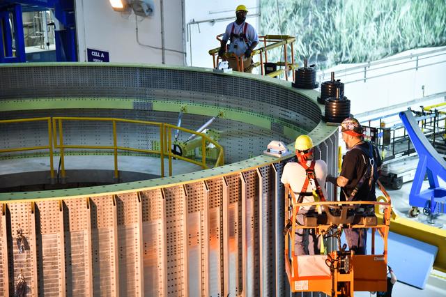 NASA image: Space Launch System Liquid Oxygen Tank Test Article Manufacturing at NASA’s Michoud Assembly Facility